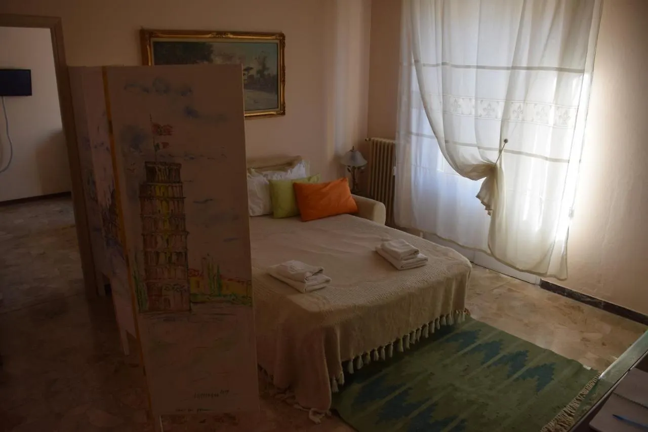 La Lanterna Di Lida E Beppe Bed & Breakfast Pisa